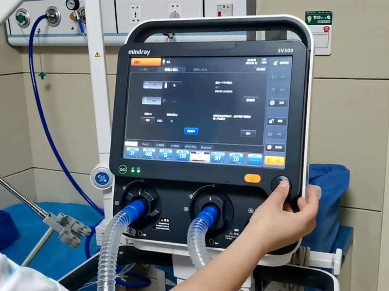 Which connector should be selected for the airflow control module of ventilators?