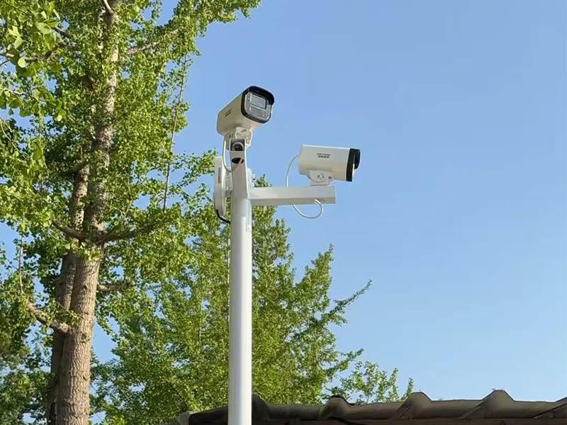 Outdoor camera connector