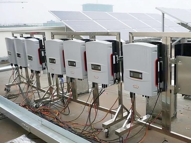 Photovoltaic inverter connector