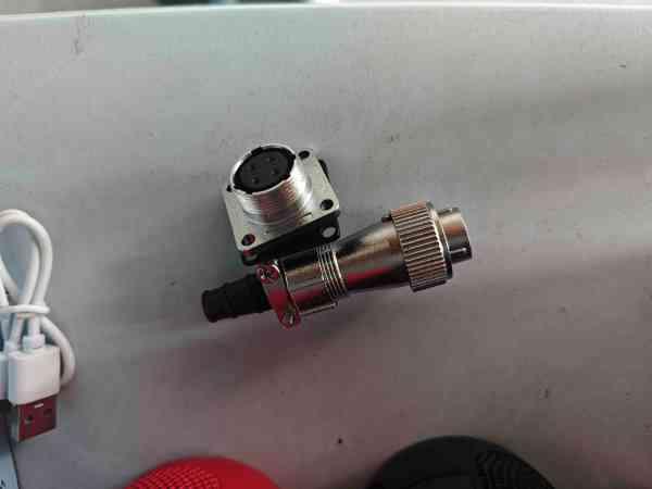 WF28 Multi-Core Industrial Connector