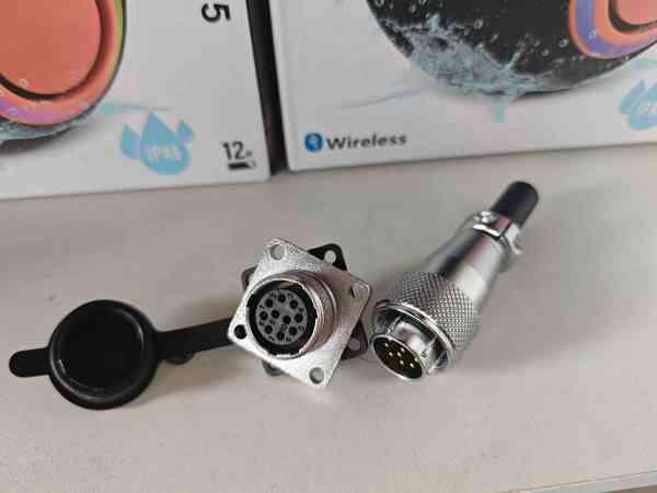 WS16 Compact Mini Industrial Connector