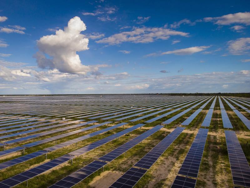 Solar Farm Connector
