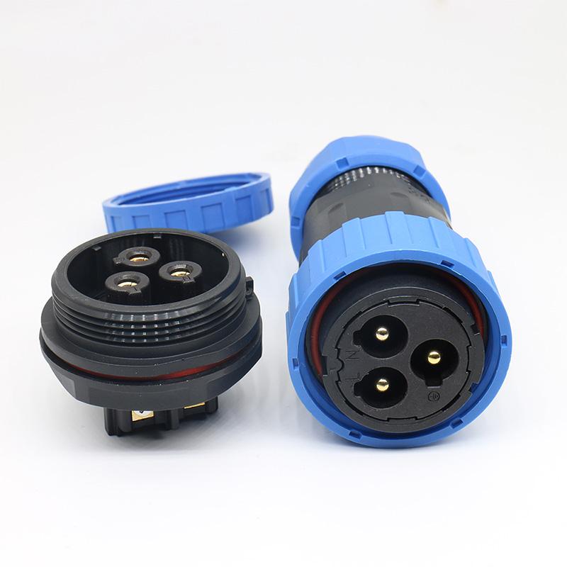 LD32 Connectors