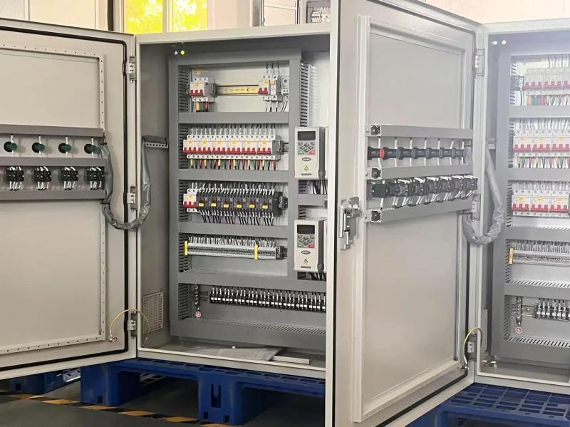 Terminal Block Connectors in Electrical Control Cabinets in Poland