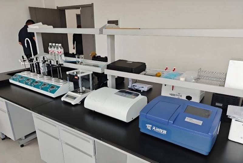 lab Equipment Connector in USA