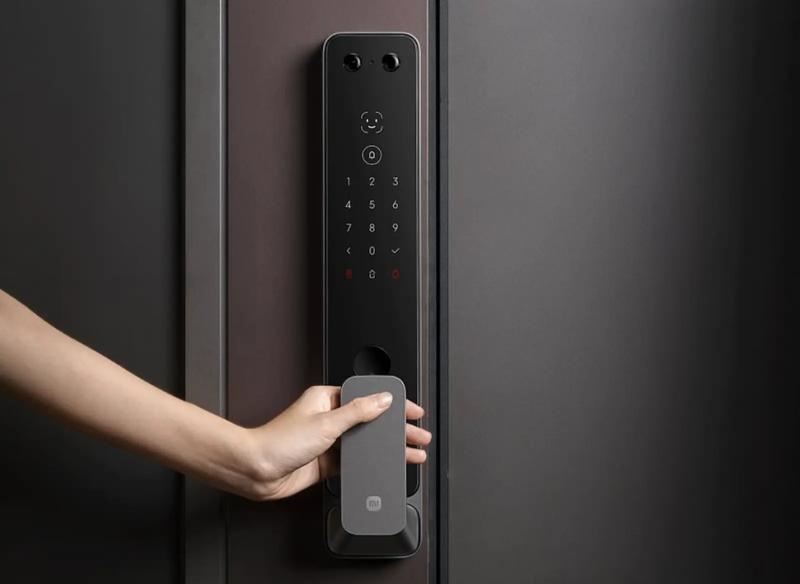 M8 Connectors in Smart Door Lock Systems