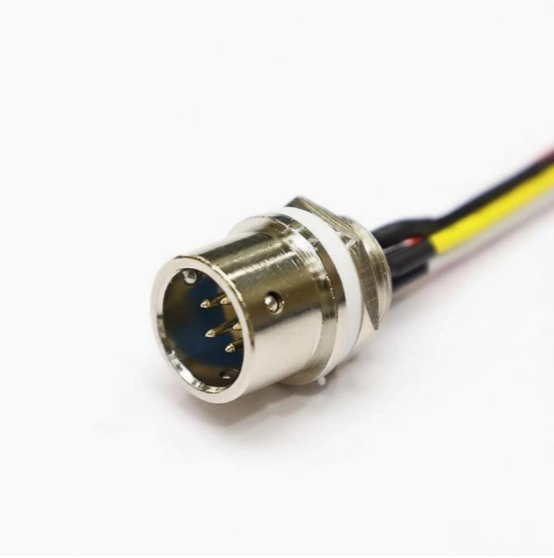 XS9 Aviation Plug
