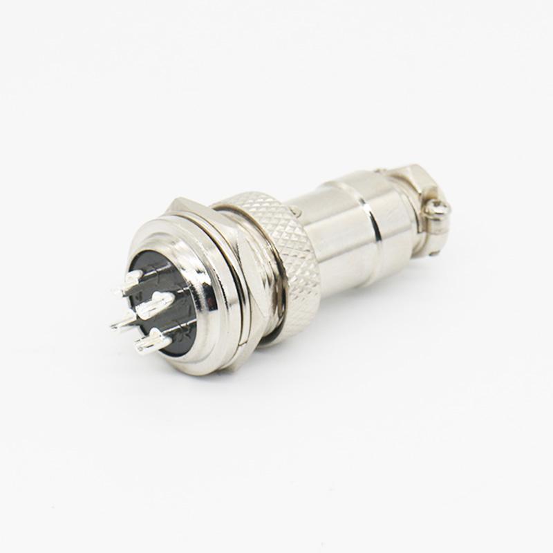 Connector Connector