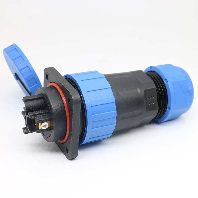 Connector Connector