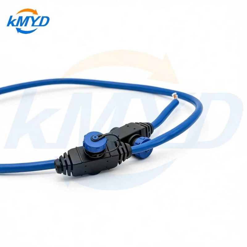 Connector Connector