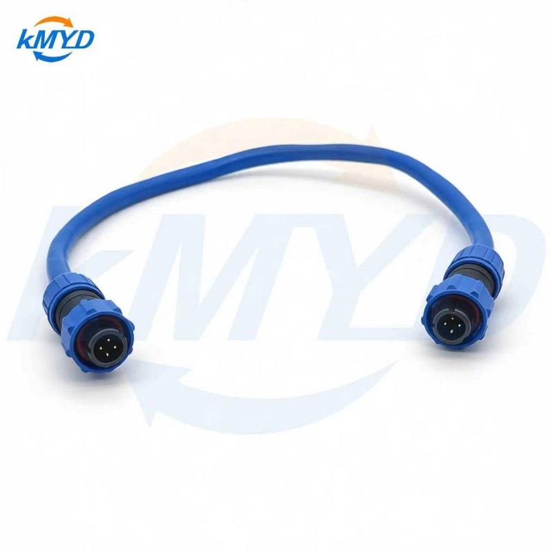 4 pin connector